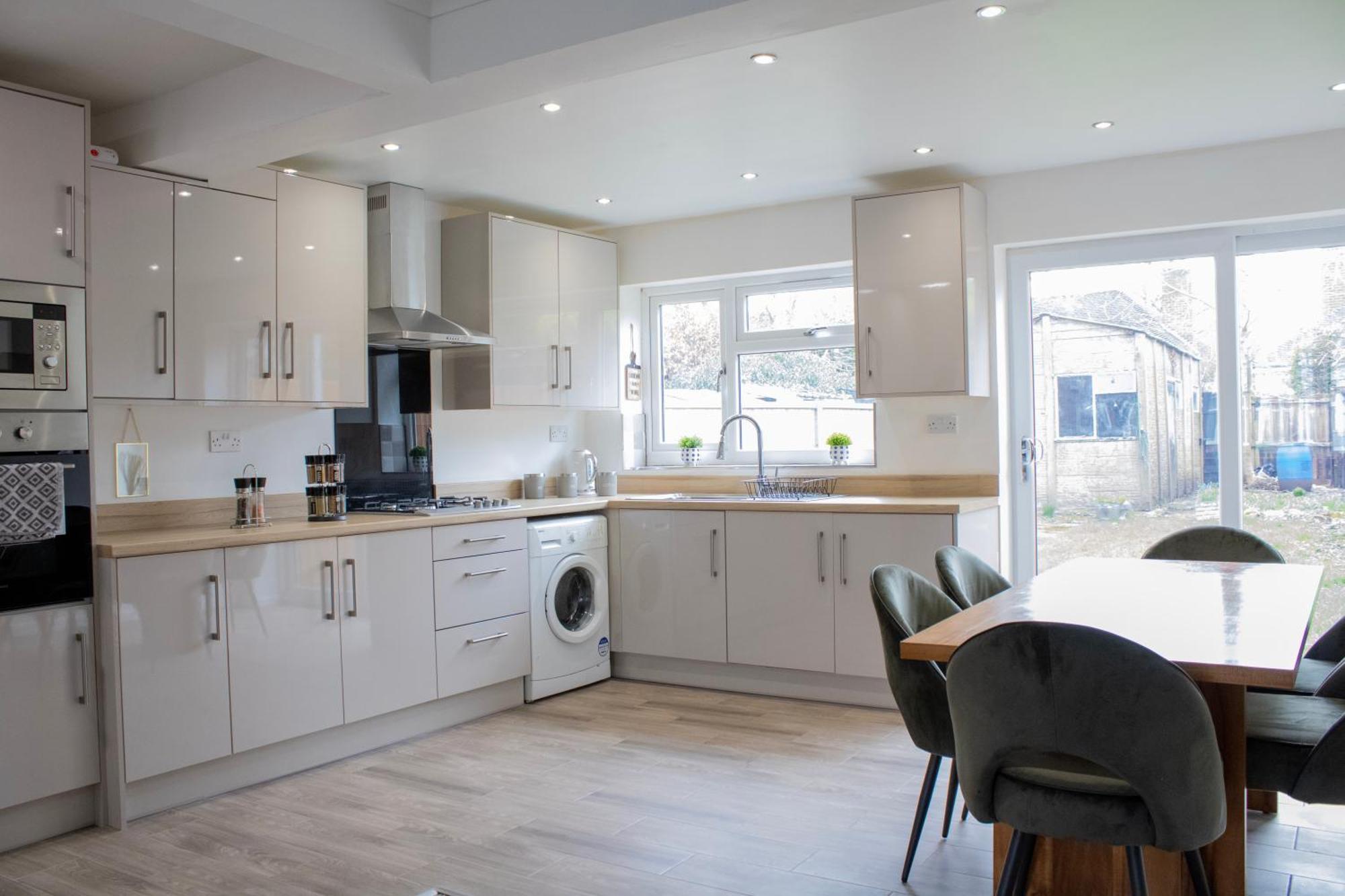 Harvard House, Stylish 3 Bedroom House In Solihull 5 Mins To The Nec, Bhx ,Jlr With Free Parking Birmingham Exterior foto
