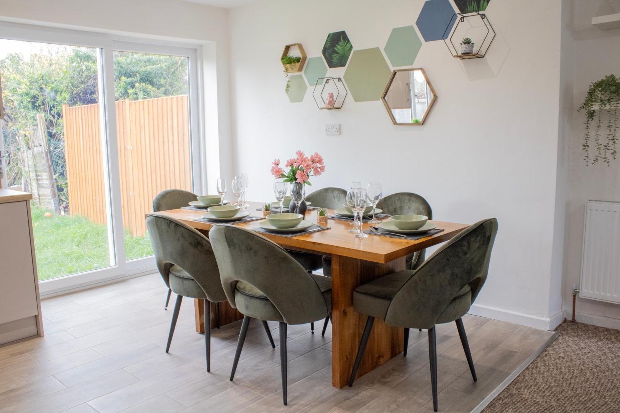 Harvard House, Stylish 3 Bedroom House In Solihull 5 Mins To The Nec, Bhx ,Jlr With Free Parking Birmingham Exterior foto
